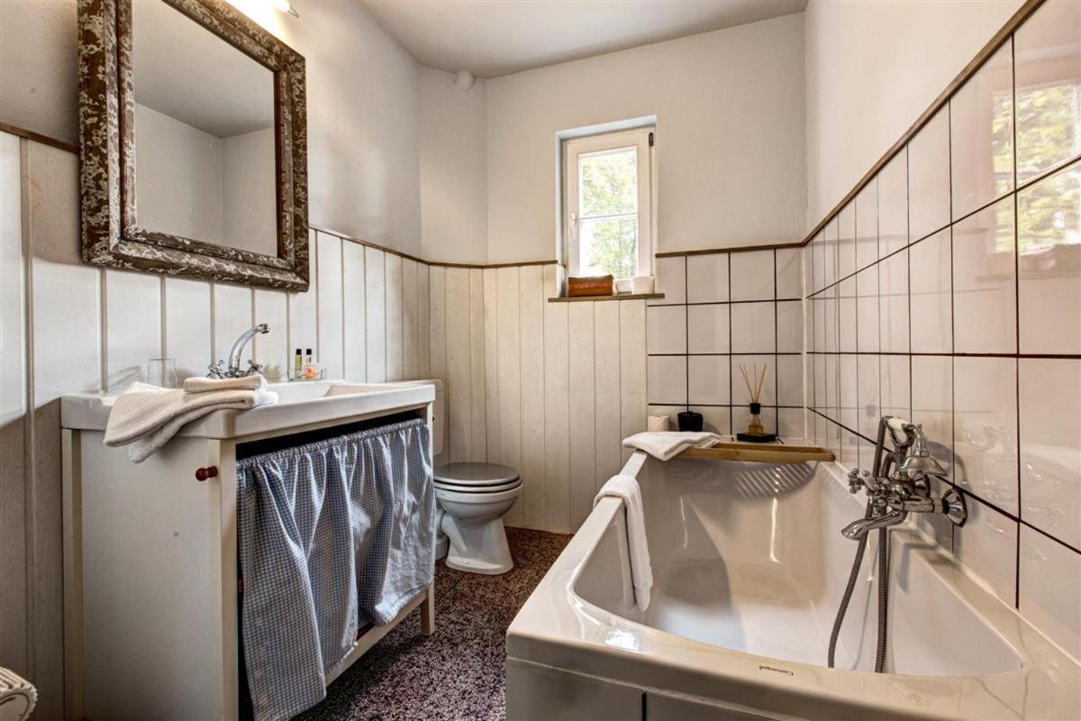 Forsthaus - Gut Thansen Soderstorf Buitenkant foto