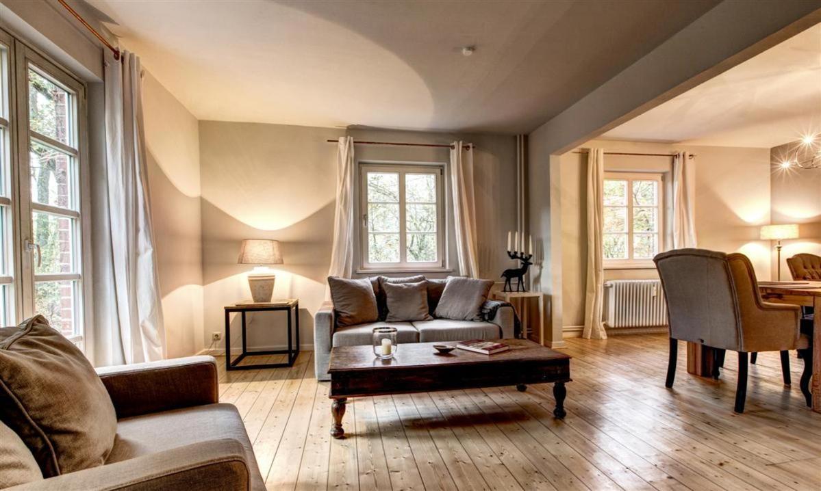 Forsthaus - Gut Thansen Soderstorf Buitenkant foto
