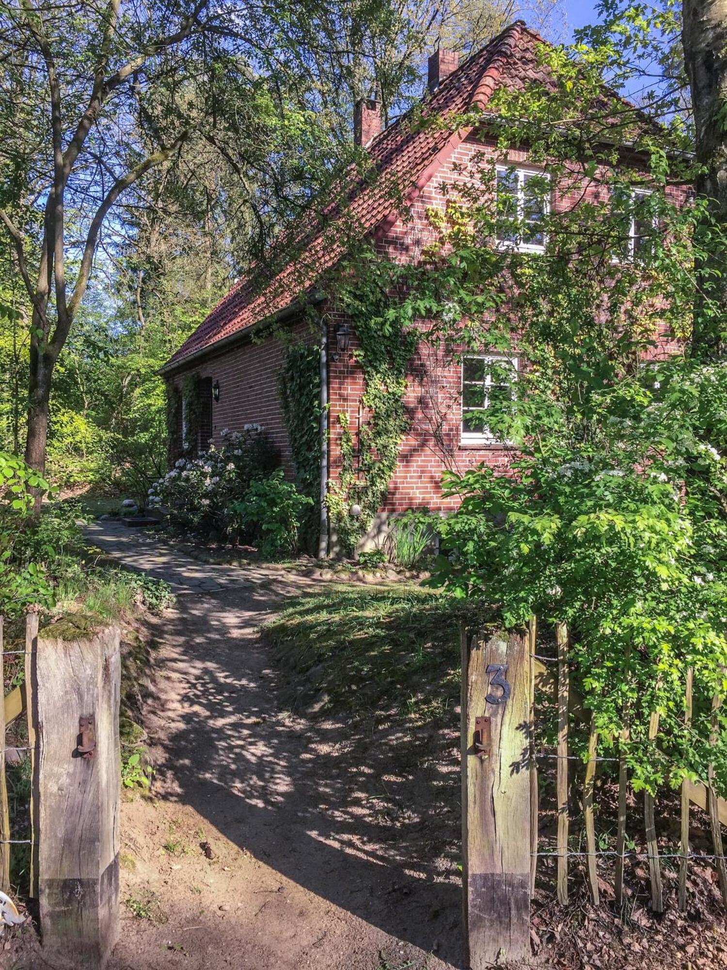 Forsthaus - Gut Thansen Soderstorf Buitenkant foto